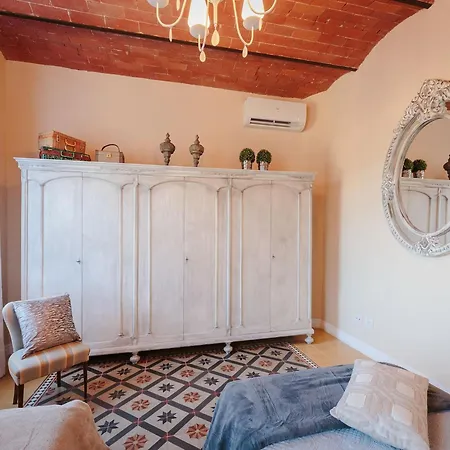 Tuscan Near Lucca With Pool Villa *